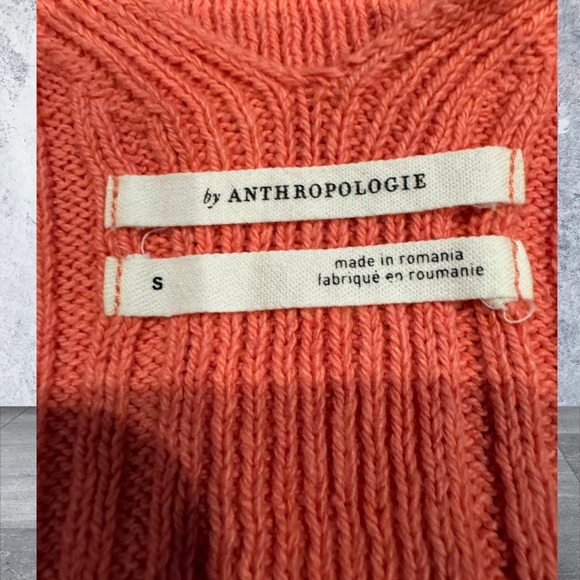 ANTHROPOLOGIE Knit V- Neck/ V-Back Tank Sweater Top Coral EUC - Picture 5 of 5